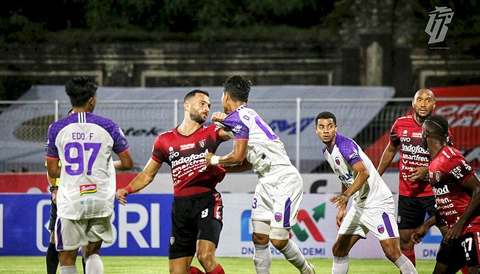 Posisi Persib di Klasemen Liga 1 Kembali Melorot
